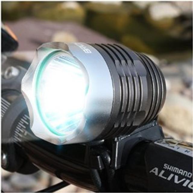 Bright Eyes Rechargeable Mountain Bike Headlight - With "NEW" 6400mAh Battery - POWERFUL 1200 Lumens - FREE TAILLIGHT Included - LIFETIME WARRANTY