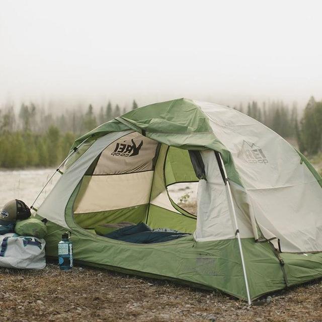 Kelty Discovery 4-Person Tent