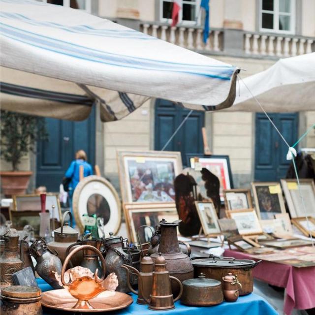 Honeymoon - Turn Amanda Loose in the Best Flea Markets in the World