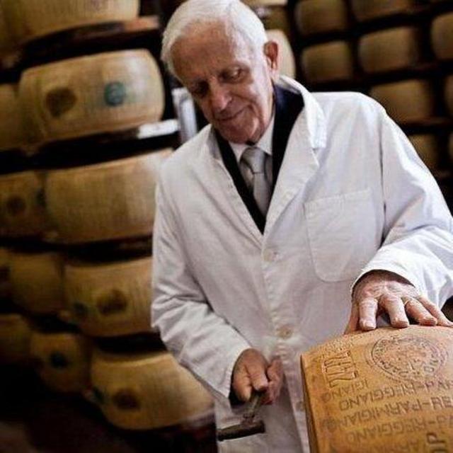 Parmigiano Reggiano Tour