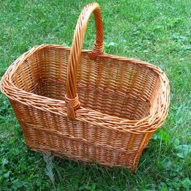 Handmade Willow Basket, Handmade Wicker Basket, Country Kitchen Basket, Woven Picnic Basket, Handmade Woven Basket, Rectangular Basket