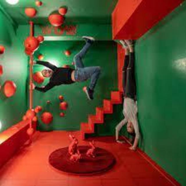 WOW Museum Room for Illusions