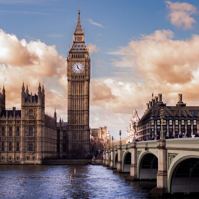 London Sight Seeing Fund