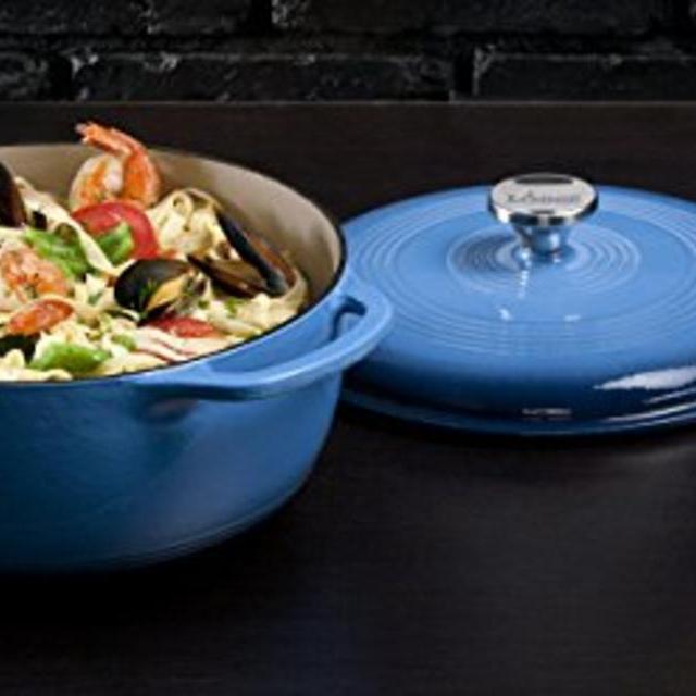 Cast Iron Dutch Oven