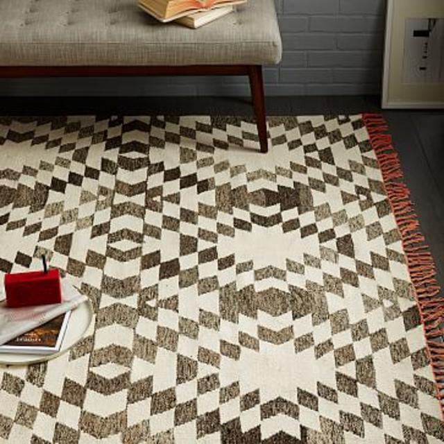 Palmette Chenille Wool Kilim Rug