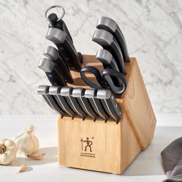 Statement 15-Piece Knife Block Set