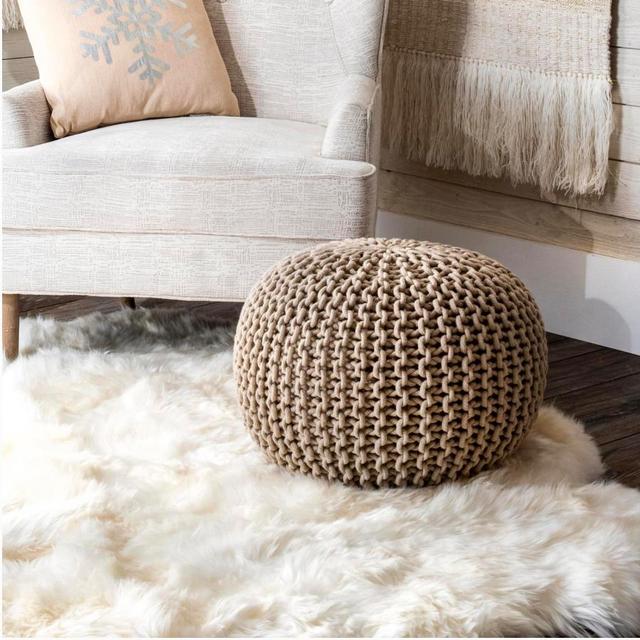 Knitted Round Pouf