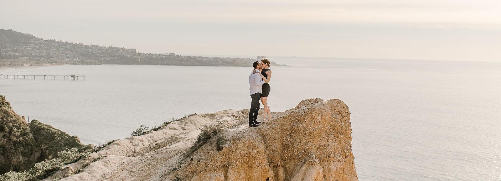 Andi Kveton and Randy Mossa's Wedding Registry on Zola