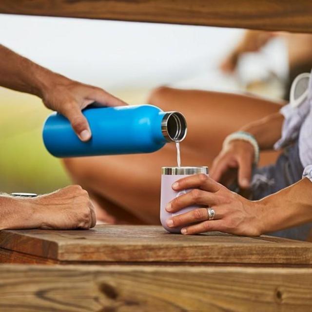 Hydro Flask 25 oz Wine Bottle