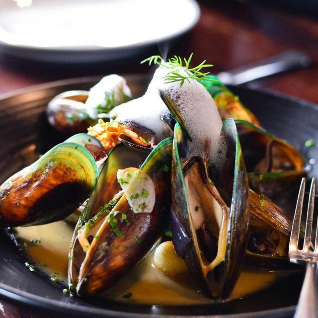 Honeymoon Food Fund: Buy the newly weds dinner.... or dessert!