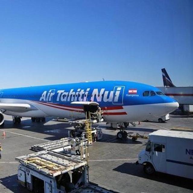 2 Round-Trip Tickets LAX - PPT