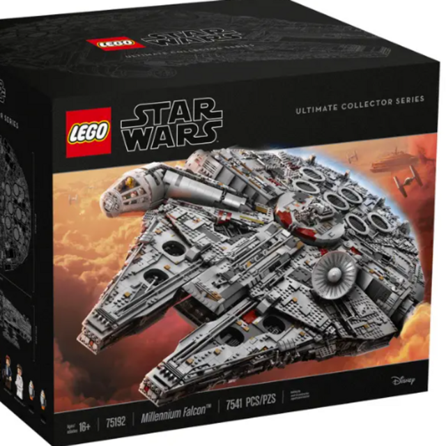 LEGO Millennium Falcon