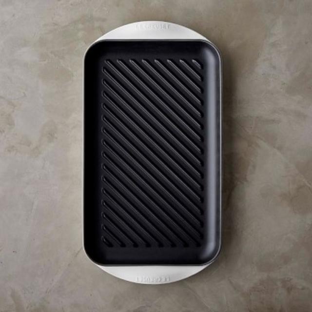 Le Creuset Signature Cast-Iron Double-Burner Skinny Grill, Matte White