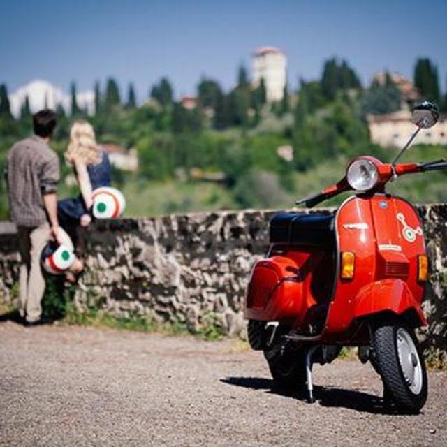 Vespa Tour of Florence