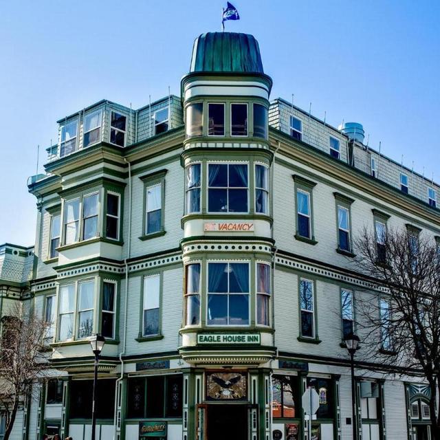 One Night at Inn in Eureka, California