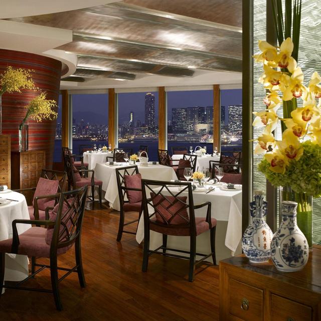 Final Romantic Dinner in Hong Kong