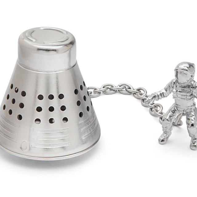 Space Capsule Tea Infuser