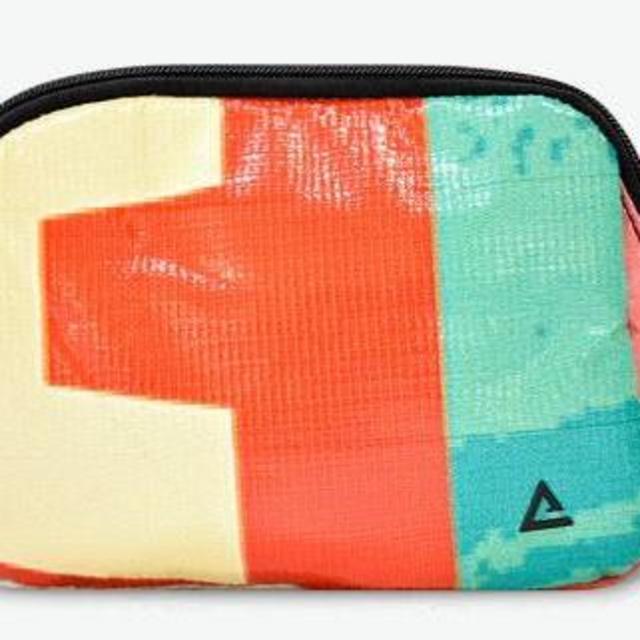 Zion Sling Bag