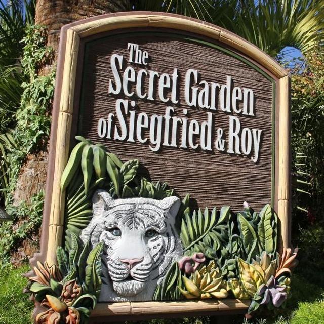 Secret Garden & Dolphin Habitat