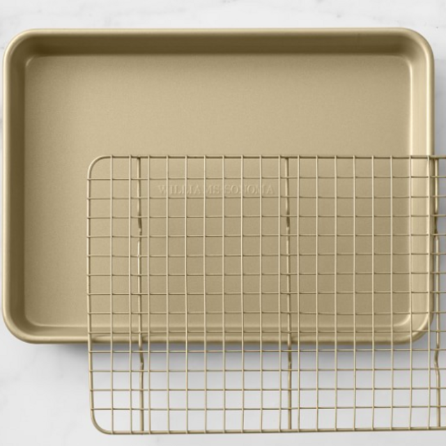 Williams Sonoma Goldtouch® Pro Nonstick Non Corrugated Quarter Sheet with Cooling Rack