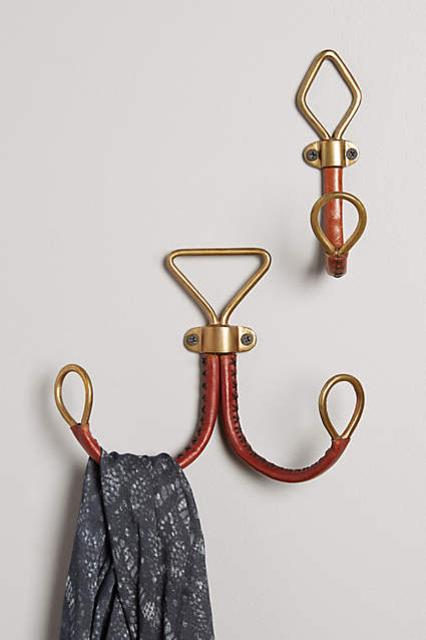 Equestrian Hook