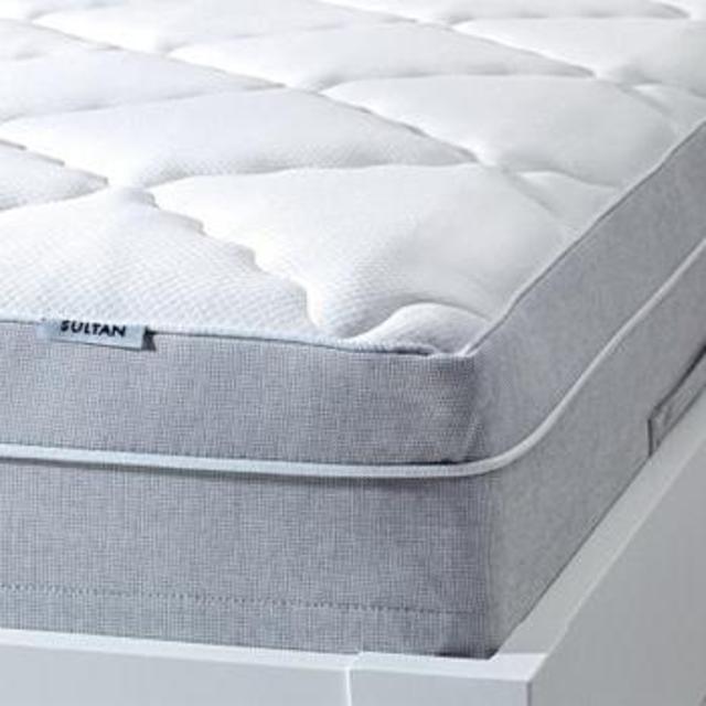 Queen sized mattress fund