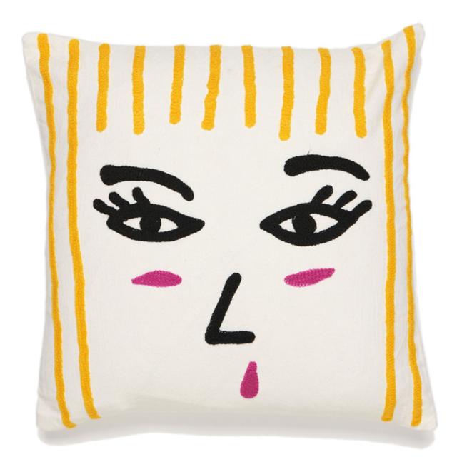 Saelfie Pillow