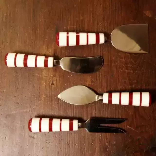 Cheese Cutlery Set Stiped Handle