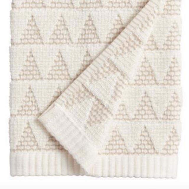 Ivory And Taupe Sculpted Triangle Laken Hand Towel