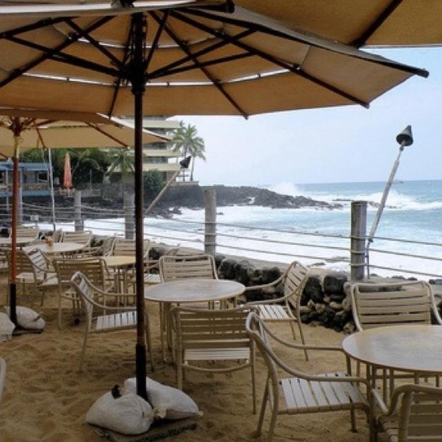 Dinner and drinks for 2 at Huggo's; Big Island