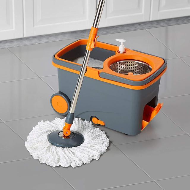 Casabella Graphite/Orange Spin Cycle Mop with Bucket