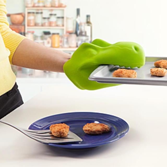 T-Rex Oven Mitt