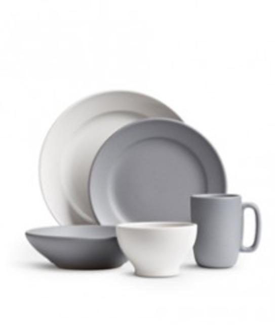 Peralta Full Dinnerware Set