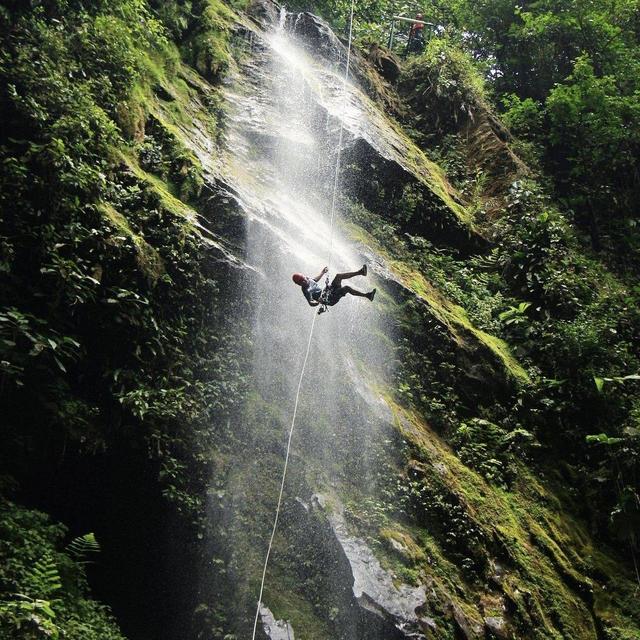 Canyoning on our Costa Rica Honeymoon