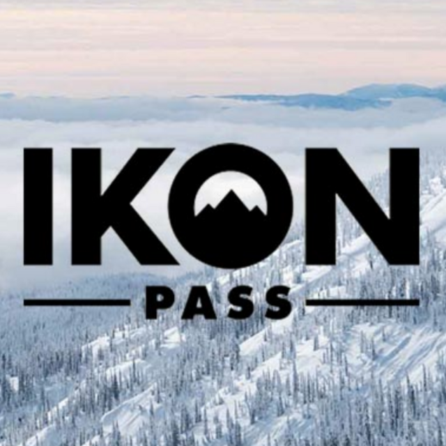 Skiing! 2021/22 Ikon Pass (x2)