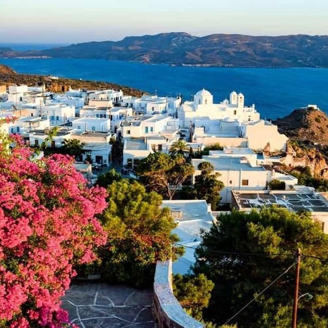 Dinner Date in Milos