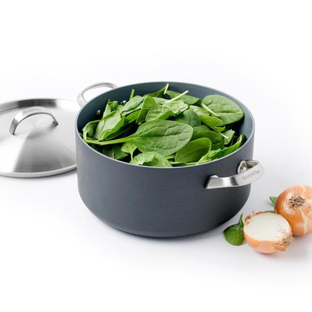 5 qt covererd casserole with lid
