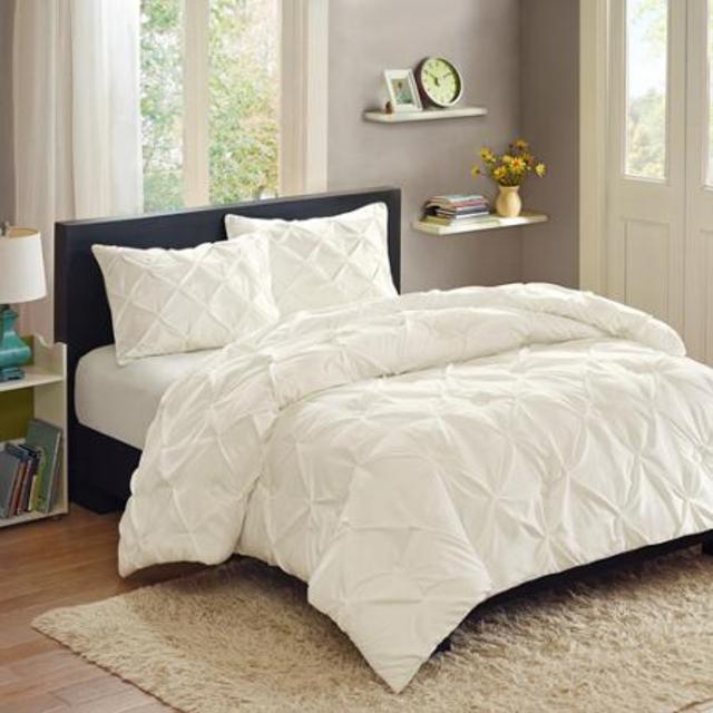 Better Homes and Gardens Pintuck 3-Piece Bedding Comforter Mini Set