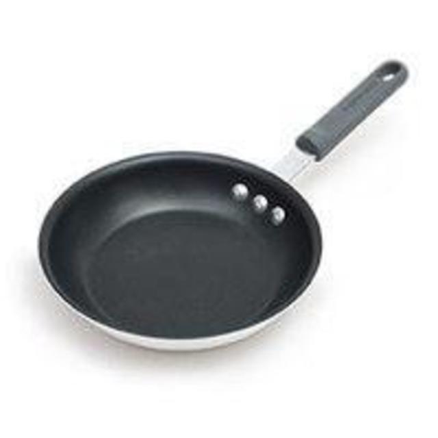 Farberware Restaurant Pro Aluminum Nonstick 8-Inch Skillet, Silver
