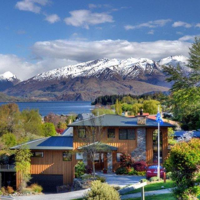 Wanaka, NZ - Wanaka Springs Lodge