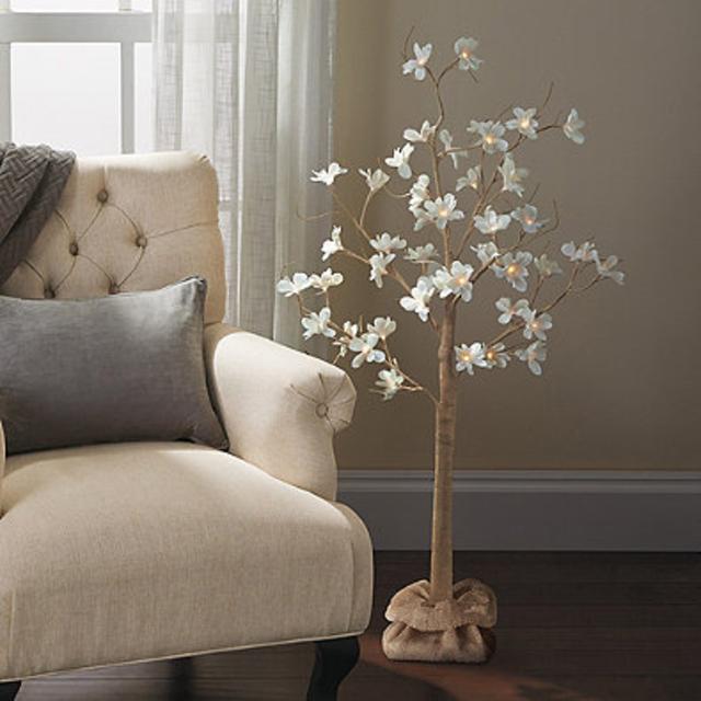 Plug-In LED 4-Foot Lighted Magnolia Tree