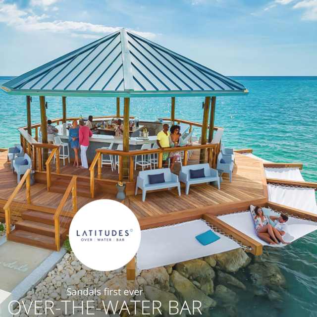 Happy hour at Latitudes
