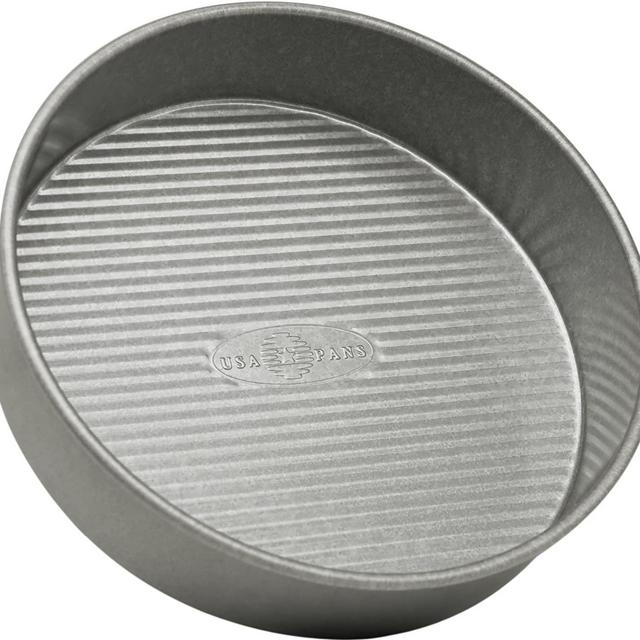 USA Pan Bakeware Round Cake Pan, 8 inch, Nonstick & Quick Release Coating, Made in the USA from Aluminized Steel