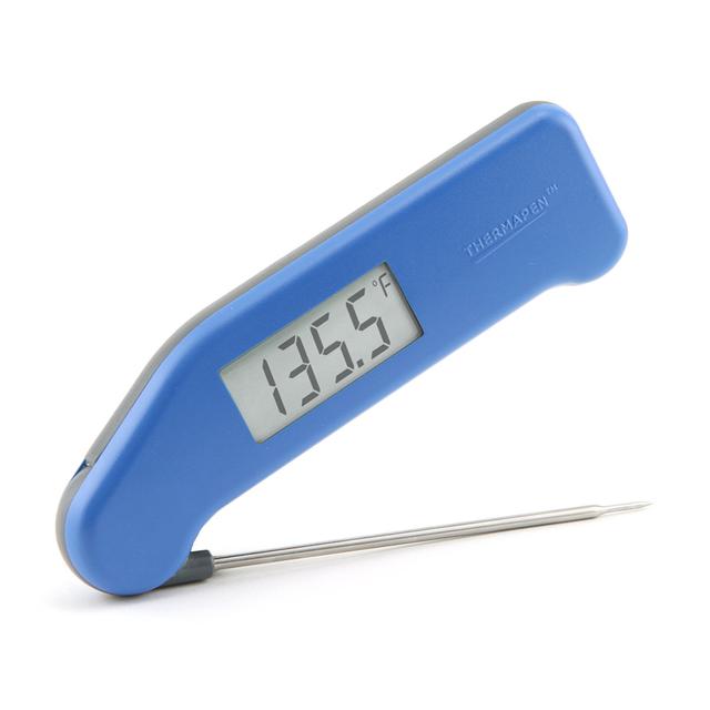 Classic Super-Fast® Thermapen® in the color blue