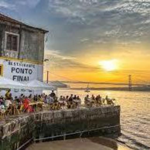 Dinner at Ponto Final