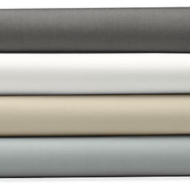 Room & Board: Duvet Cover - Full/Queen Size in White $149.00