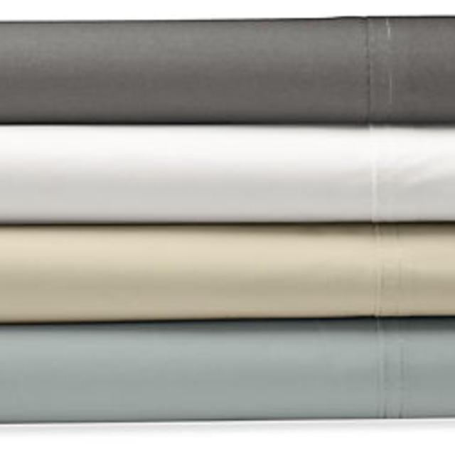 Room & Board: White, Queen Sheet & Pillowcase Set ($149.00)
