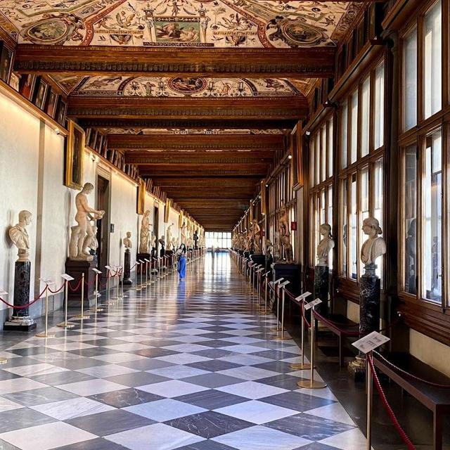2 Tickets to Uffizi Gallery Florence