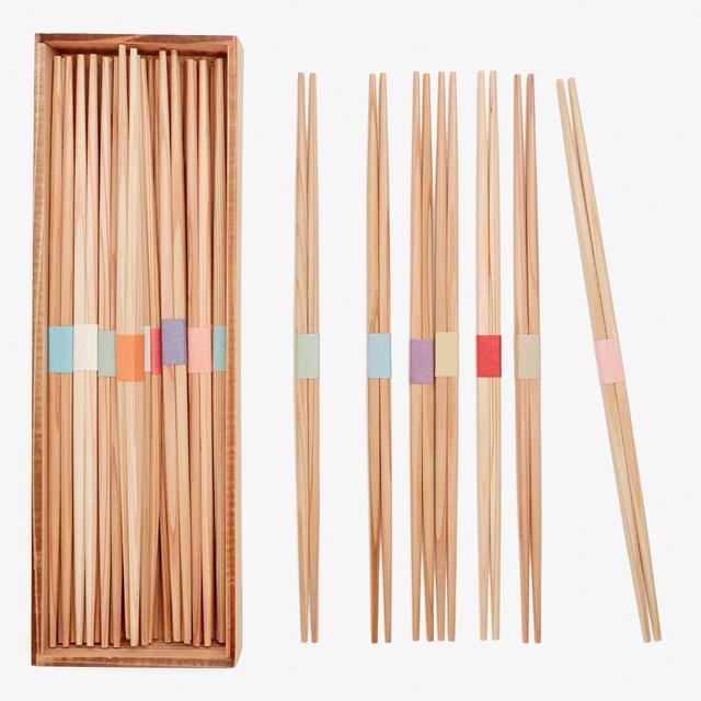 YoshitatsuSet of 30 Chopsticks
