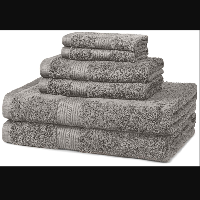 Grey Amazon Basics 6-Piece Fade-Resistant Bath Towel Set